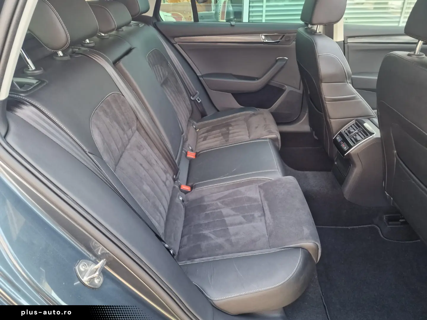 Skoda Superb 2.0 TDI DSG Style