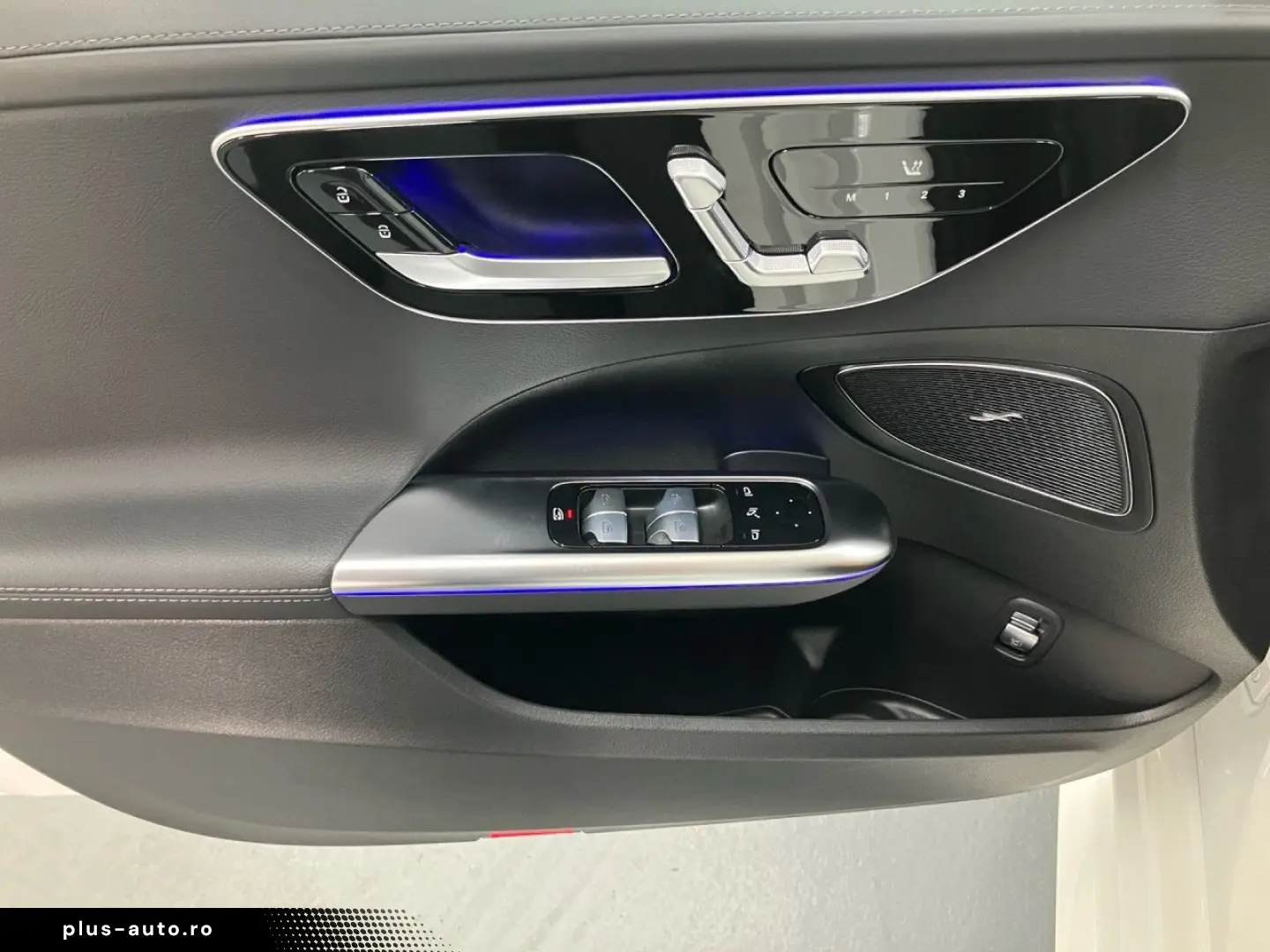 MERCEDES-BENZ C 300 d AMG NIGHT STANDHZ 360  DIGITLG&hellip;