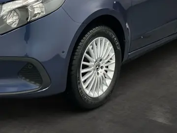 MERCEDES-BENZ V 220 d Lang Navigation Distronic AHK