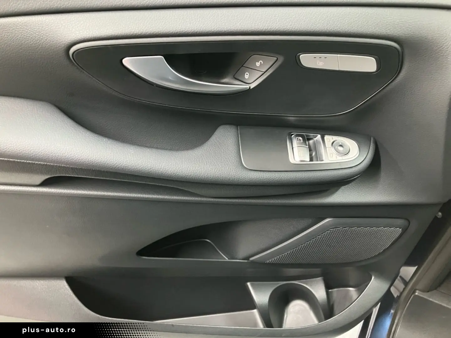 MERCEDES-BENZ V 220 d Lang Navigation Distronic AHK