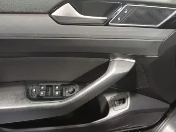 Volkswagen Passat Business 2.0 TDI DSG