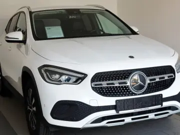 MERCEDES-BENZ GLA 250 e Style TLeder Navi LED Kamer &hellip;