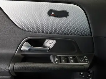 MERCEDES-BENZ GLA 250 e Style TLeder Navi LED Kamer &hellip;