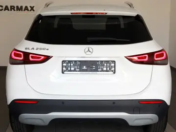 MERCEDES-BENZ GLA 250 e Style TLeder Navi LED Kamer &hellip;