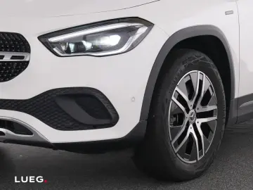 MERCEDES-BENZ GLA 250 e Progressive AHK MBeam 360 Ke&hellip;