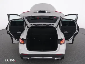 MERCEDES-BENZ GLA 250 e Progressive AHK MBeam 360 Ke&hellip;