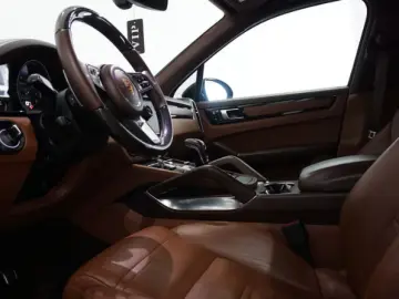Porsche Cayenne Turbo S