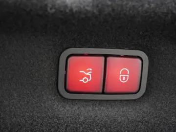 MERCEDES-BENZ SL 63 AMG Roadster 4MATIC    Burmester&hellip;