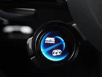 MERCEDES-BENZ SL 63 AMG Roadster 4MATIC    Burmester&hellip;