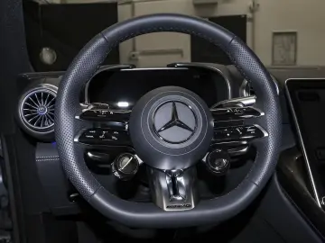 Mercedes-Benz SL 43 AMG