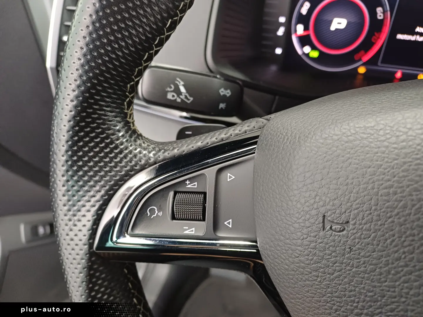 Skoda Karoq Sportline 2.0 TSI DSG 4X4 190 CP