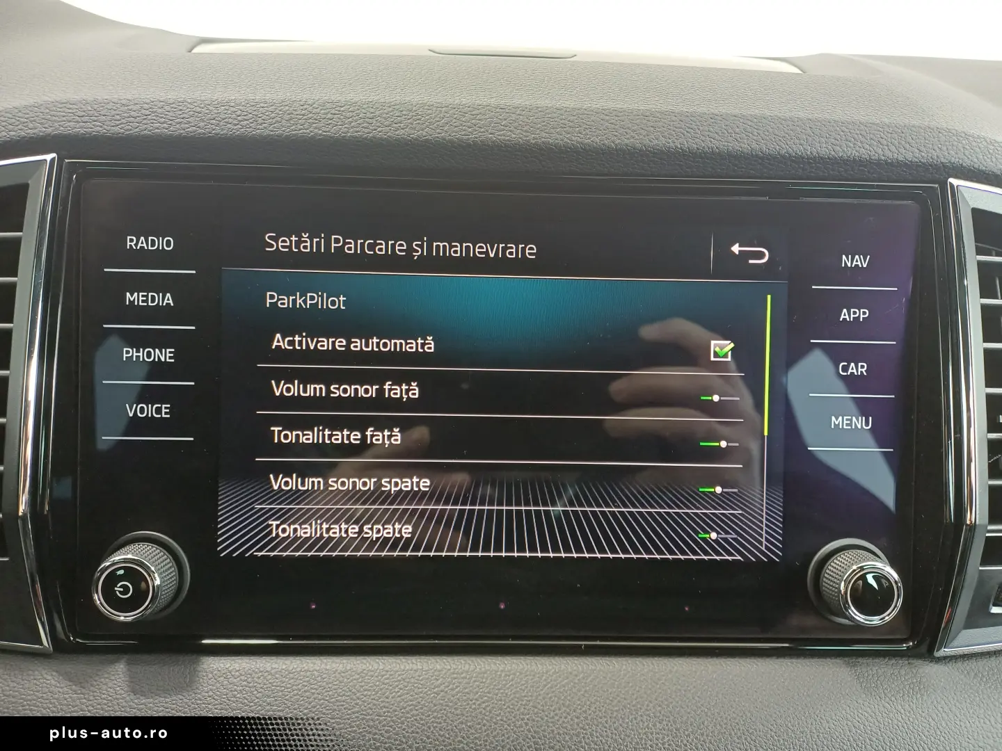 Skoda Karoq Sportline 2.0 TSI DSG 4X4 190 CP