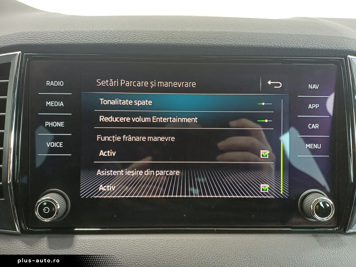 Skoda Karoq Sportline 2.0 TSI DSG 4X4 190 CP