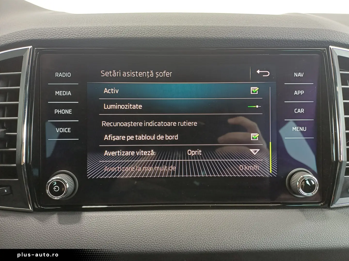 Skoda Karoq Sportline 2.0 TSI DSG 4X4 190 CP