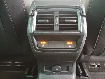 Skoda Karoq Sportline 2.0 TSI DSG 4X4 190 CP