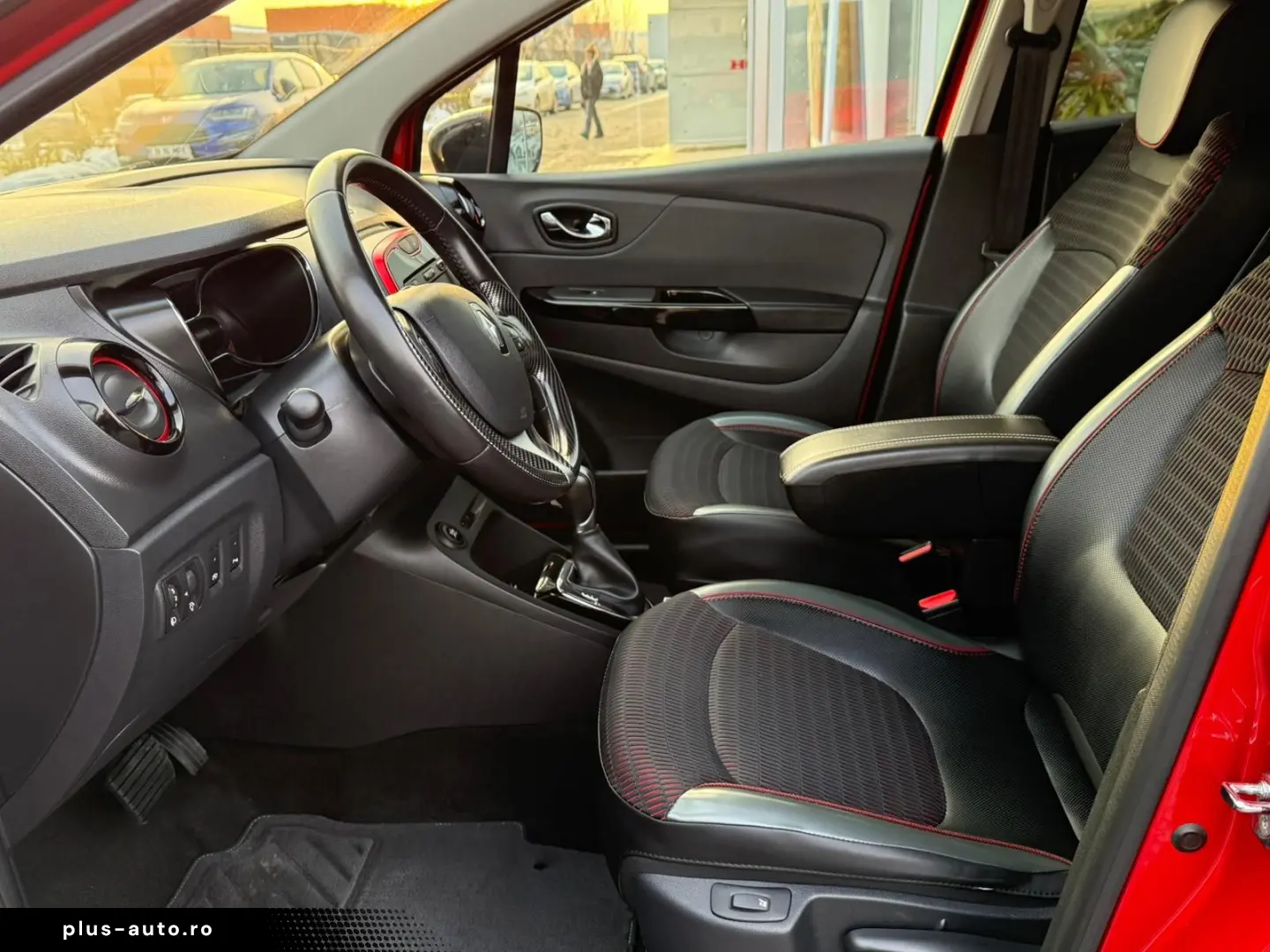 Renault Captur  Intens  1.2 Tce Cutie automata EDC