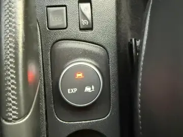 Renault Captur  Intens  1.2 Tce Cutie automata EDC