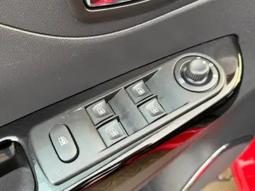 Renault Captur  Intens  1.2 Tce Cutie automata EDC