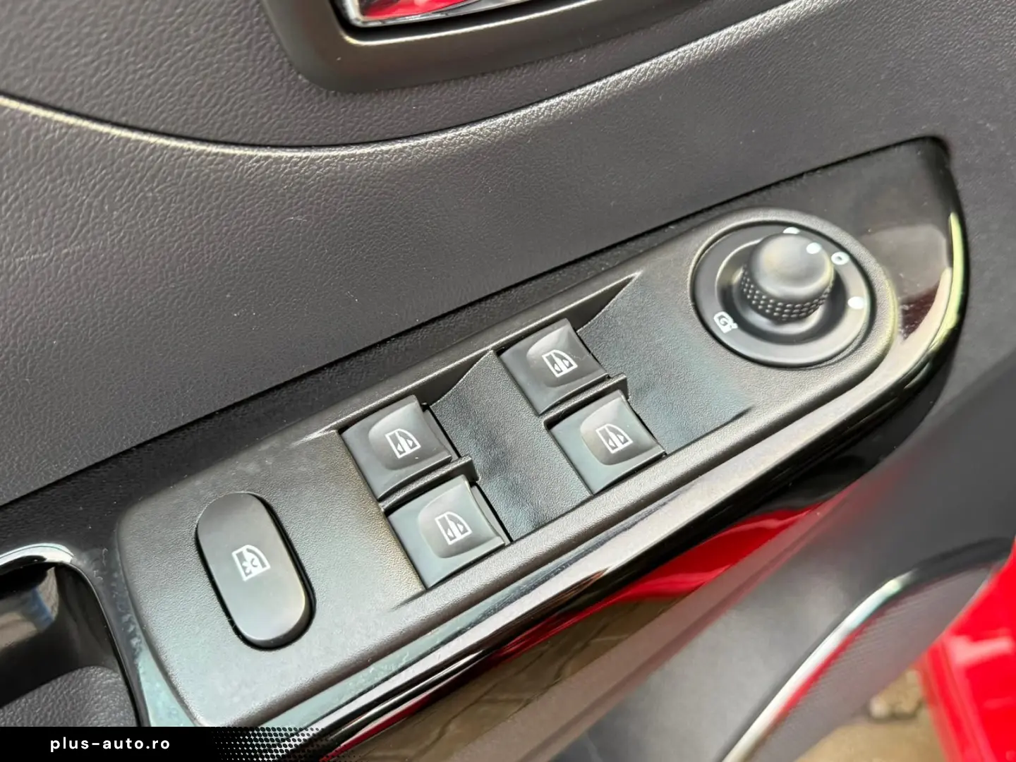 Renault Captur  Intens  1.2 Tce Cutie automata EDC