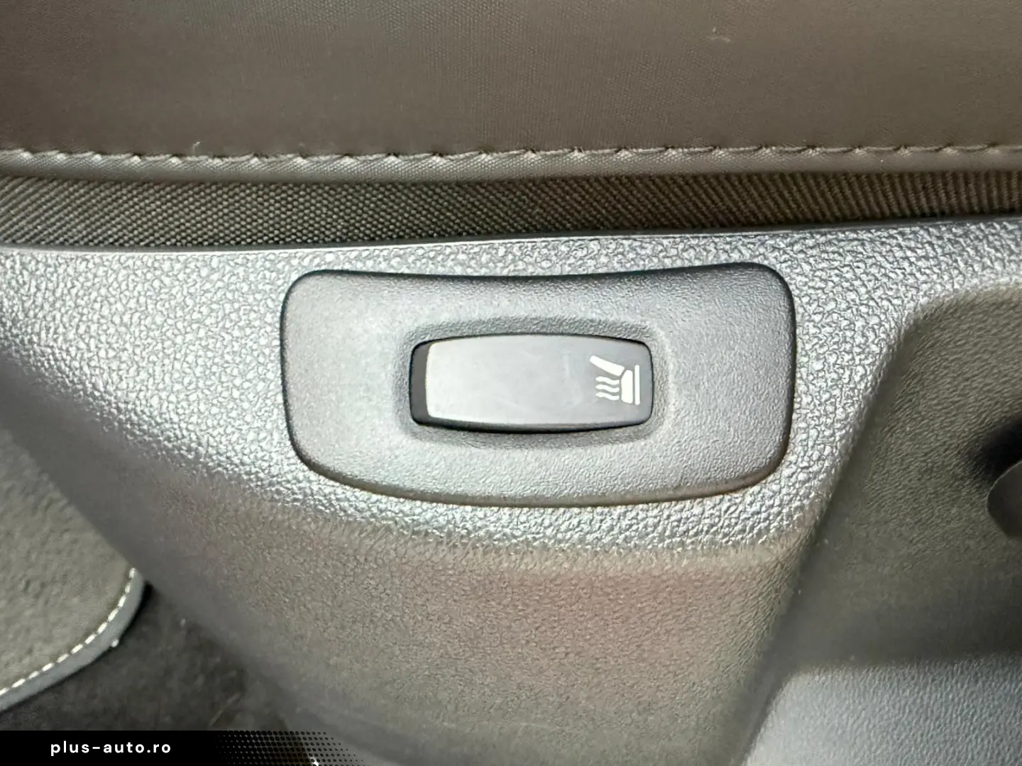 Renault Captur  Intens  1.2 Tce Cutie automata EDC