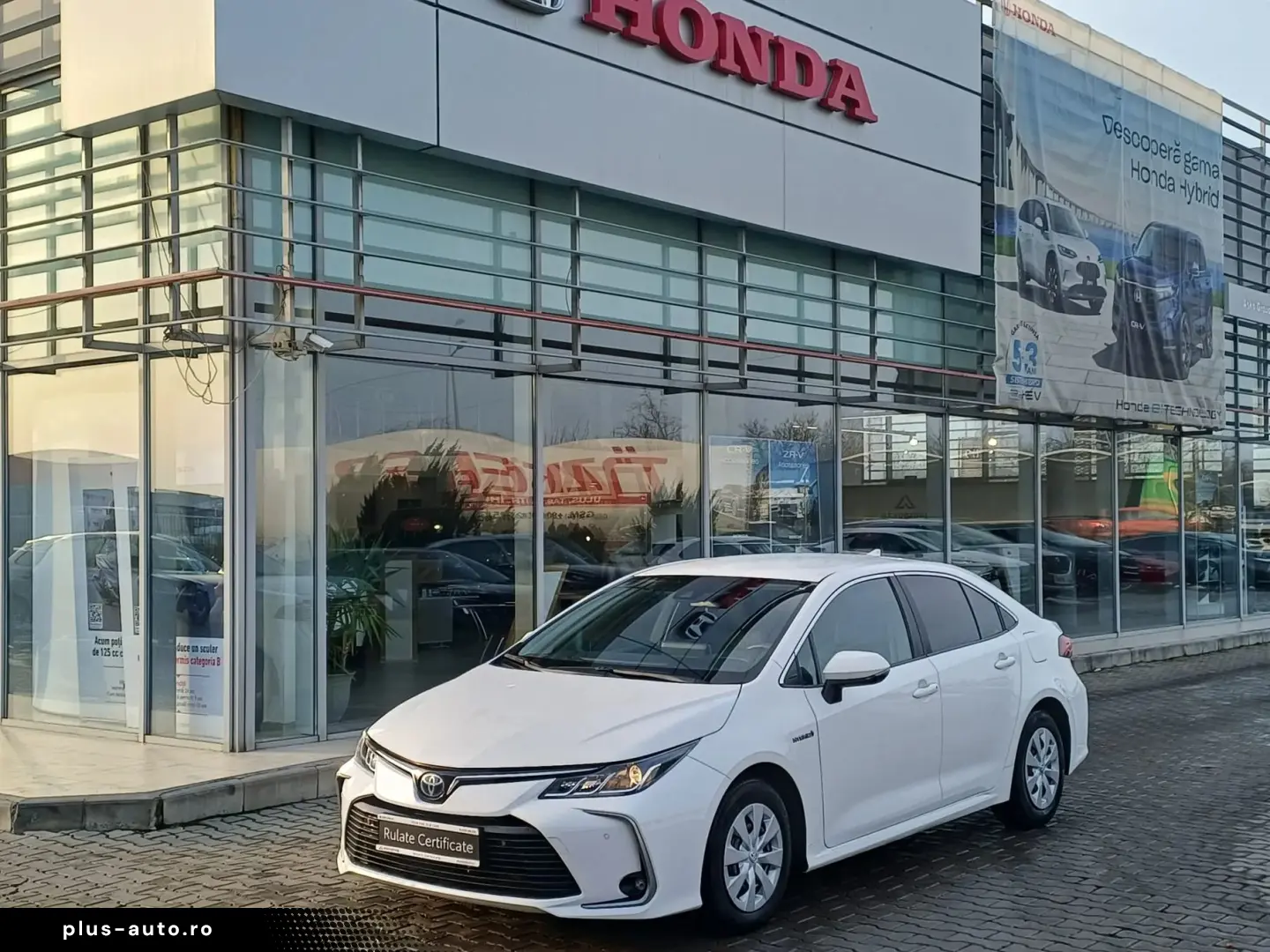 TOYOTA COROLLA 1.8 Hybrid 122 CP e-CVT Business