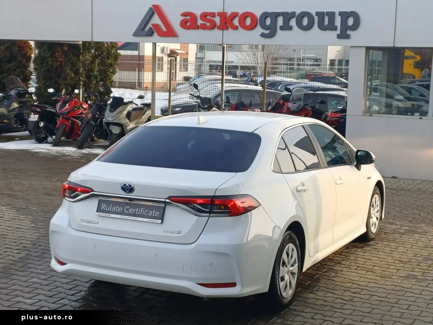 TOYOTA COROLLA 1.8 Hybrid 122 CP e-CVT Business