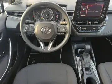 TOYOTA COROLLA 1.8 Hybrid 122 CP e-CVT Business
