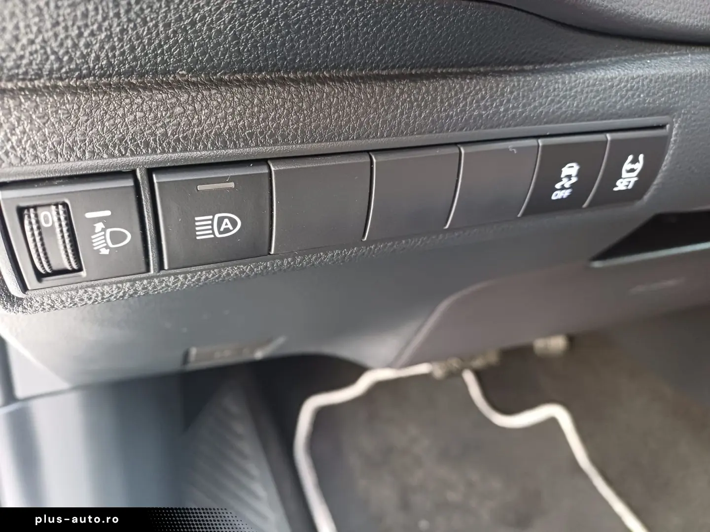 TOYOTA COROLLA 1.8 Hybrid 122 CP e-CVT Business