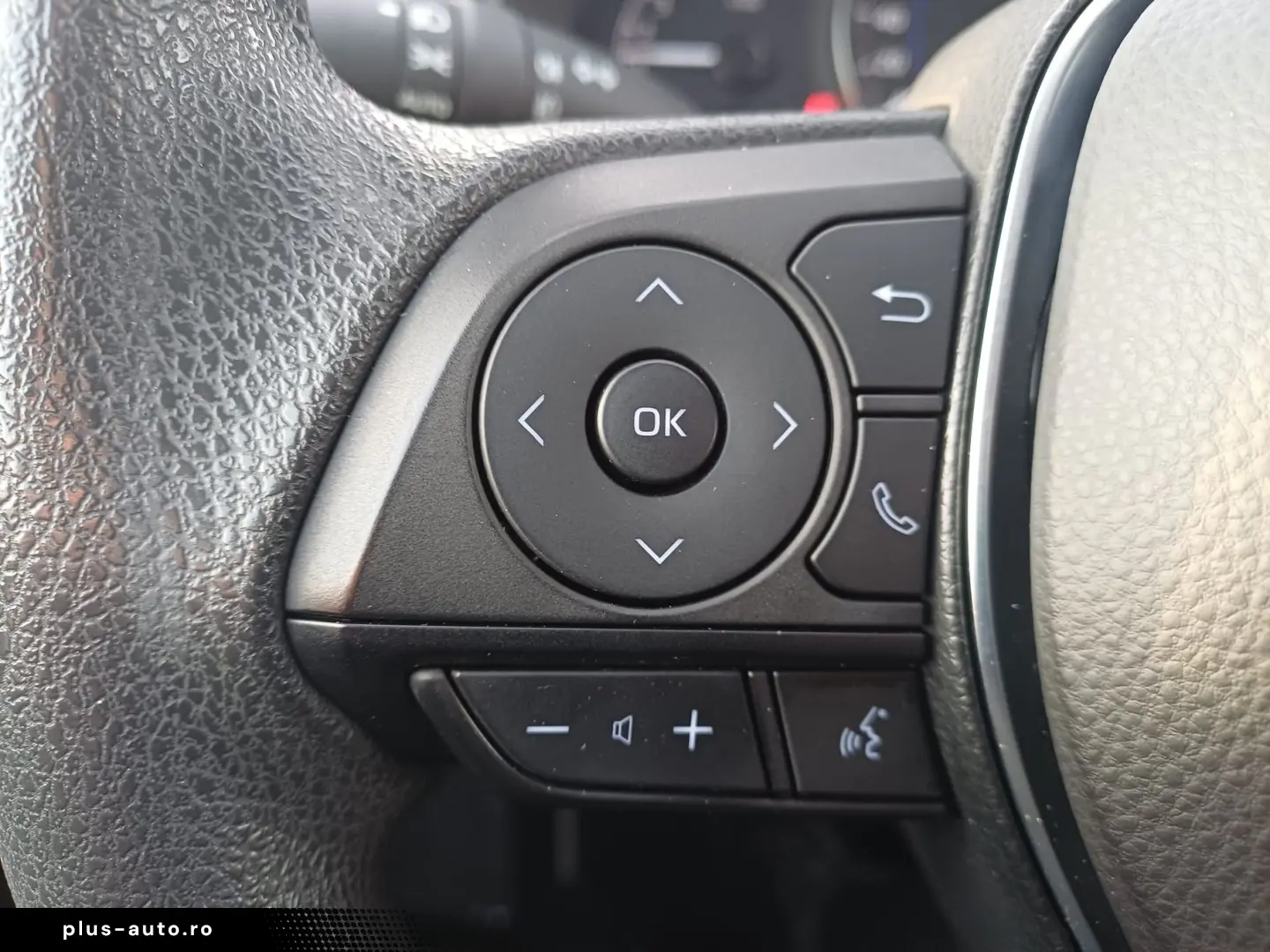 TOYOTA COROLLA 1.8 Hybrid 122 CP e-CVT Business