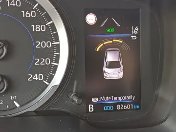 TOYOTA COROLLA 1.8 Hybrid 122 CP e-CVT Business