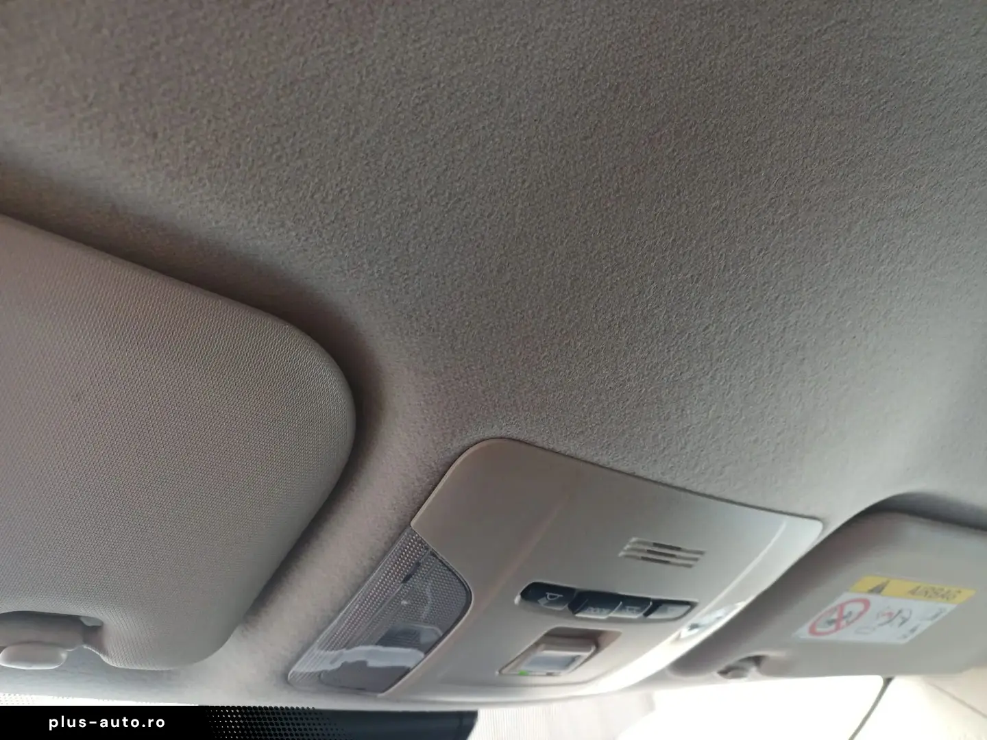 TOYOTA COROLLA 1.8 Hybrid 122 CP e-CVT Business