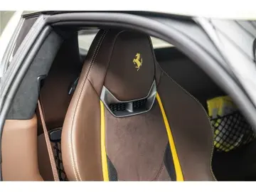 FERRARI 296 gtb 3.0 turbo v6 hybride 830 ch -