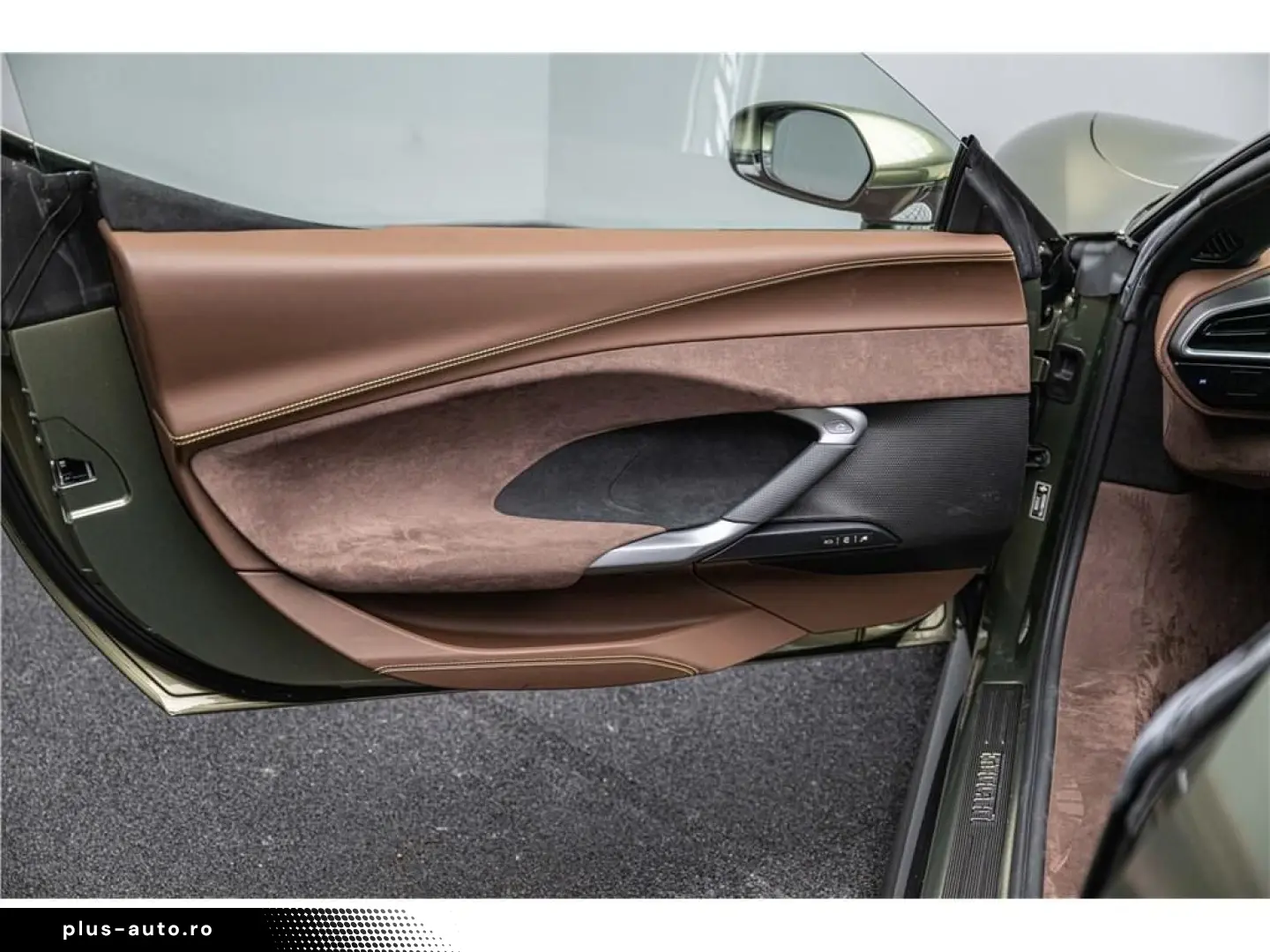 FERRARI 296 gtb 3.0 turbo v6 hybride 830 ch -