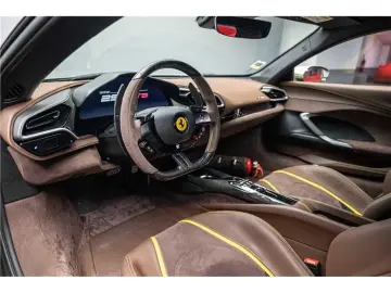 FERRARI 296 gtb 3.0 turbo v6 hybride 830 ch -