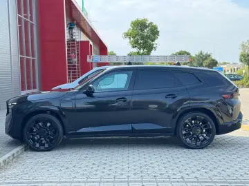 BMW XM 50e DR.ASS.PRO.MASSAGE.B&W.SOFTCL.360