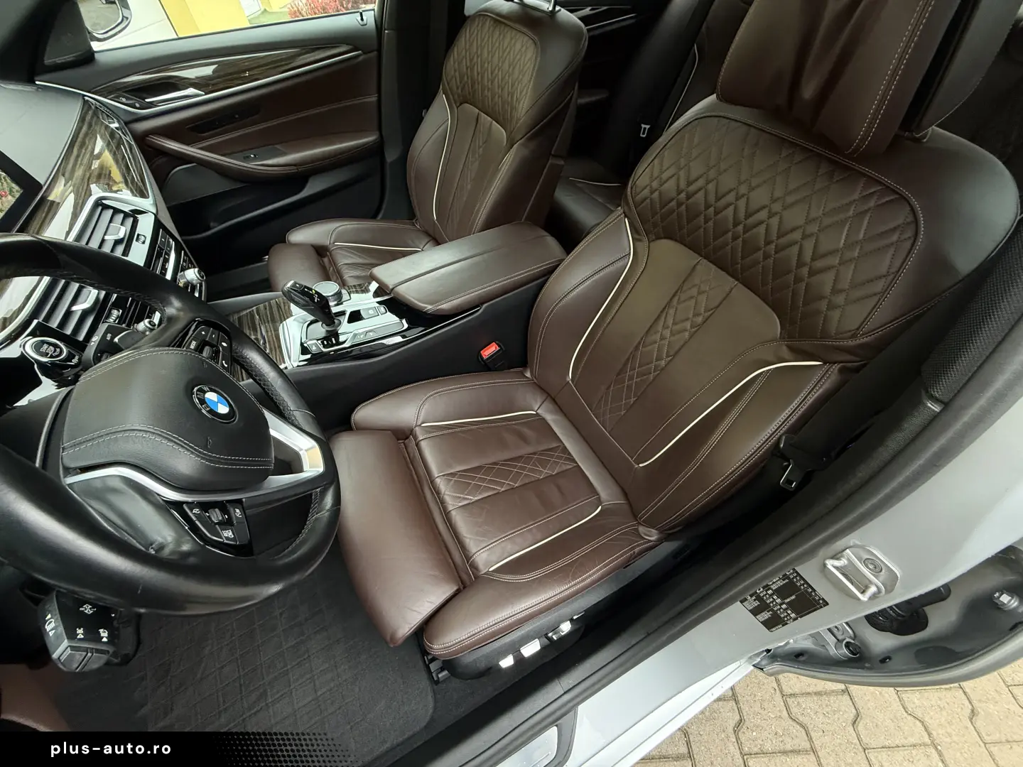 BMW Seria 5 G30 - 2.0d   Automat   Trapa   Camere 360   H&K