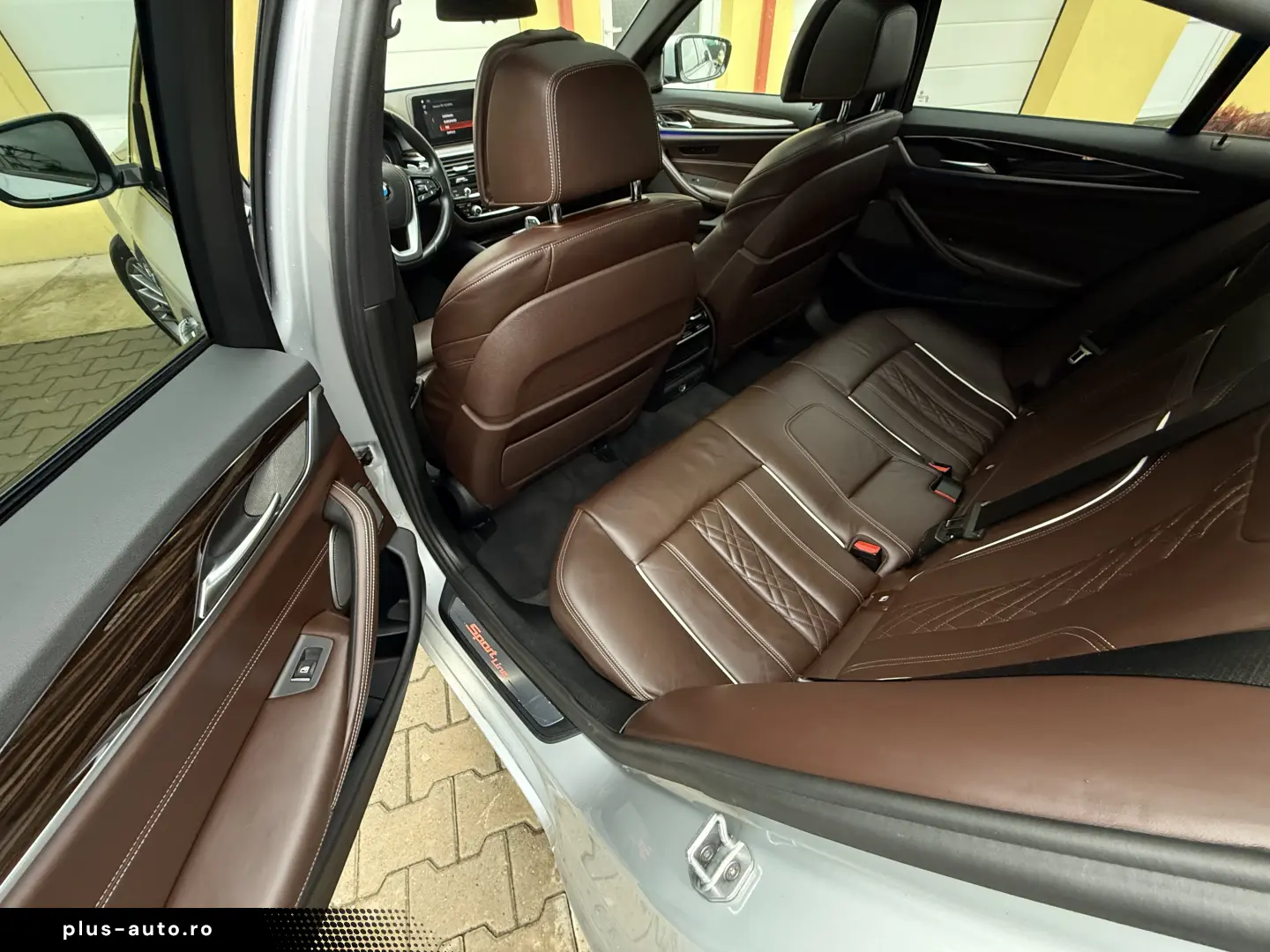 BMW Seria 5 G30 - 2.0d   Automat   Trapa   Camere 360   H&K