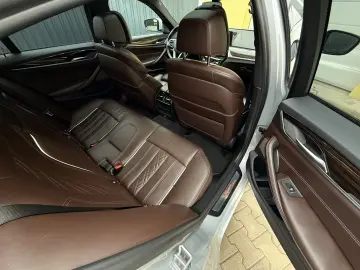 BMW Seria 5 G30 - 2.0d   Automat   Trapa   Camere 360   H&K