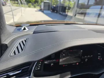 Audi RSQ8 quattro S-line Audi exclusive