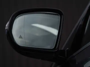 Mercedes-Benz E300 e 4Matic 9G-TRONIC Avantgarde