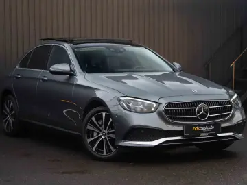 Mercedes-Benz E300 e 4Matic 9G-TRONIC Avantgarde