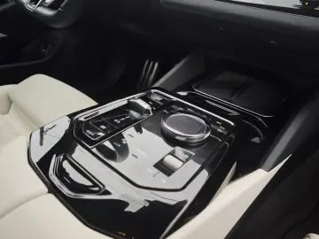 BMW 520i Mild Hybrid Steptronic M Sport