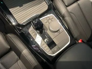 BMW X3 xDrive20i RFK PDC LCP DAB Tempomat Navi Shz