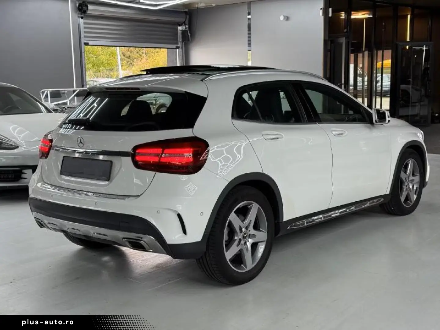 Mercedes-Benz GLA 200 AMG LINE