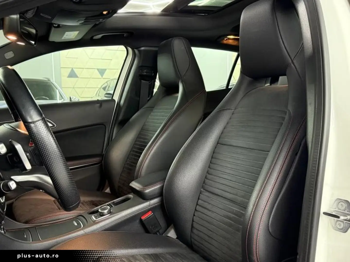 Mercedes-Benz GLA 200 AMG LINE