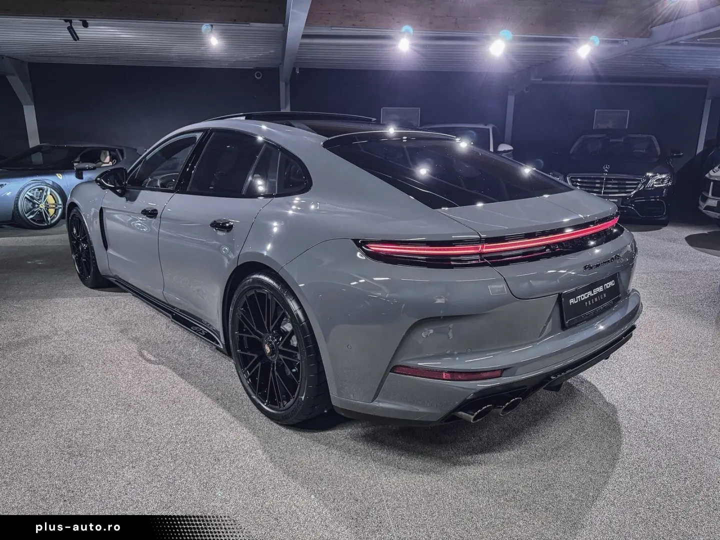 PORSCHE Panamera GTS Matrix Carbon InnoDrive Standheiz.