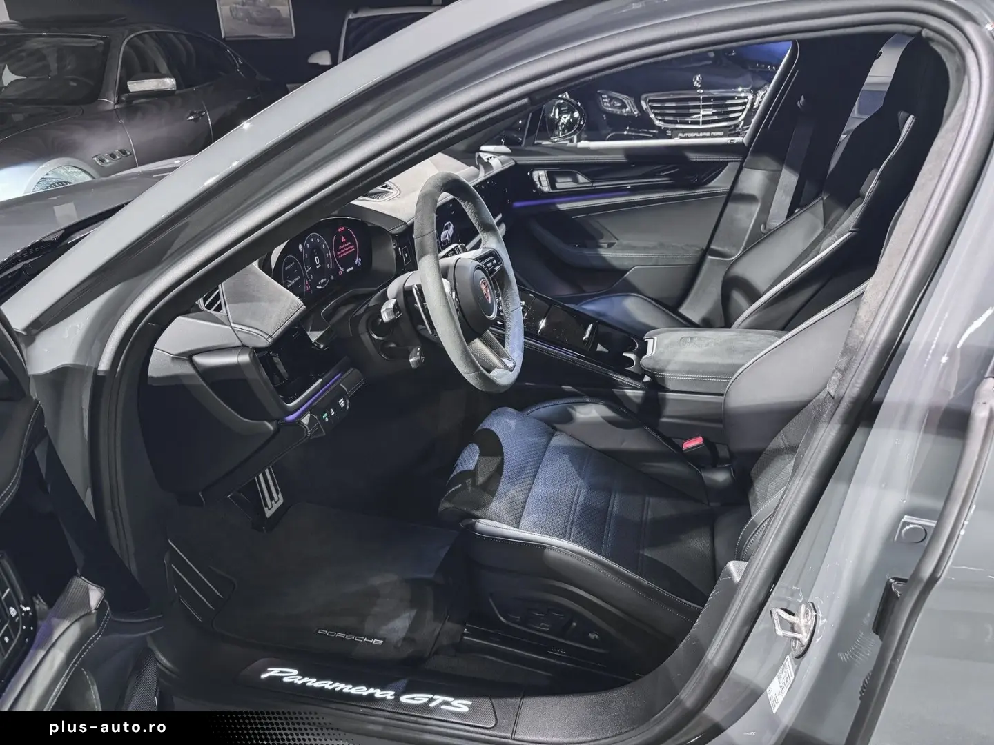PORSCHE Panamera GTS Matrix Carbon InnoDrive Standheiz.