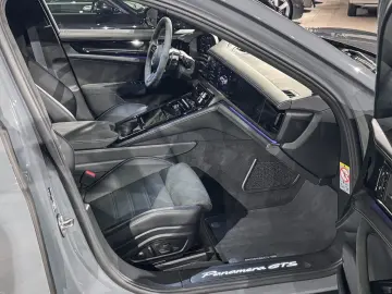 PORSCHE Panamera GTS Matrix Carbon InnoDrive Standheiz.