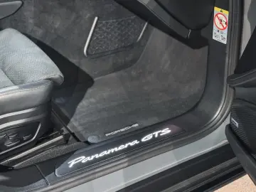 PORSCHE Panamera GTS Matrix Carbon InnoDrive Standheiz.