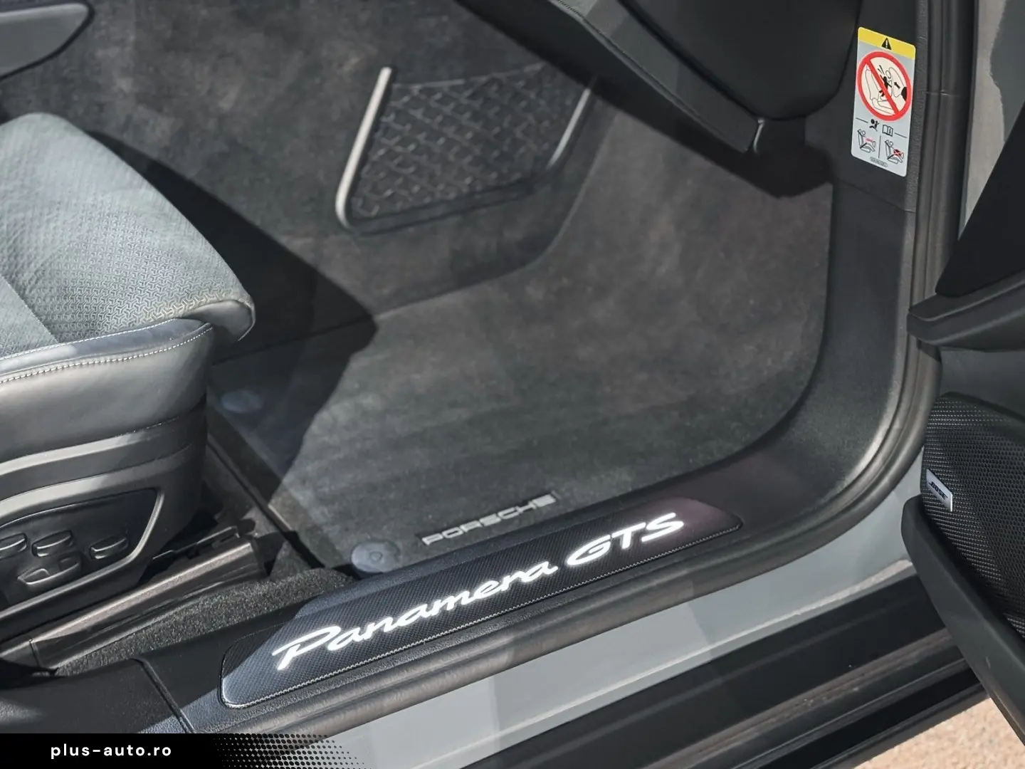 PORSCHE Panamera GTS Matrix Carbon InnoDrive Standheiz.